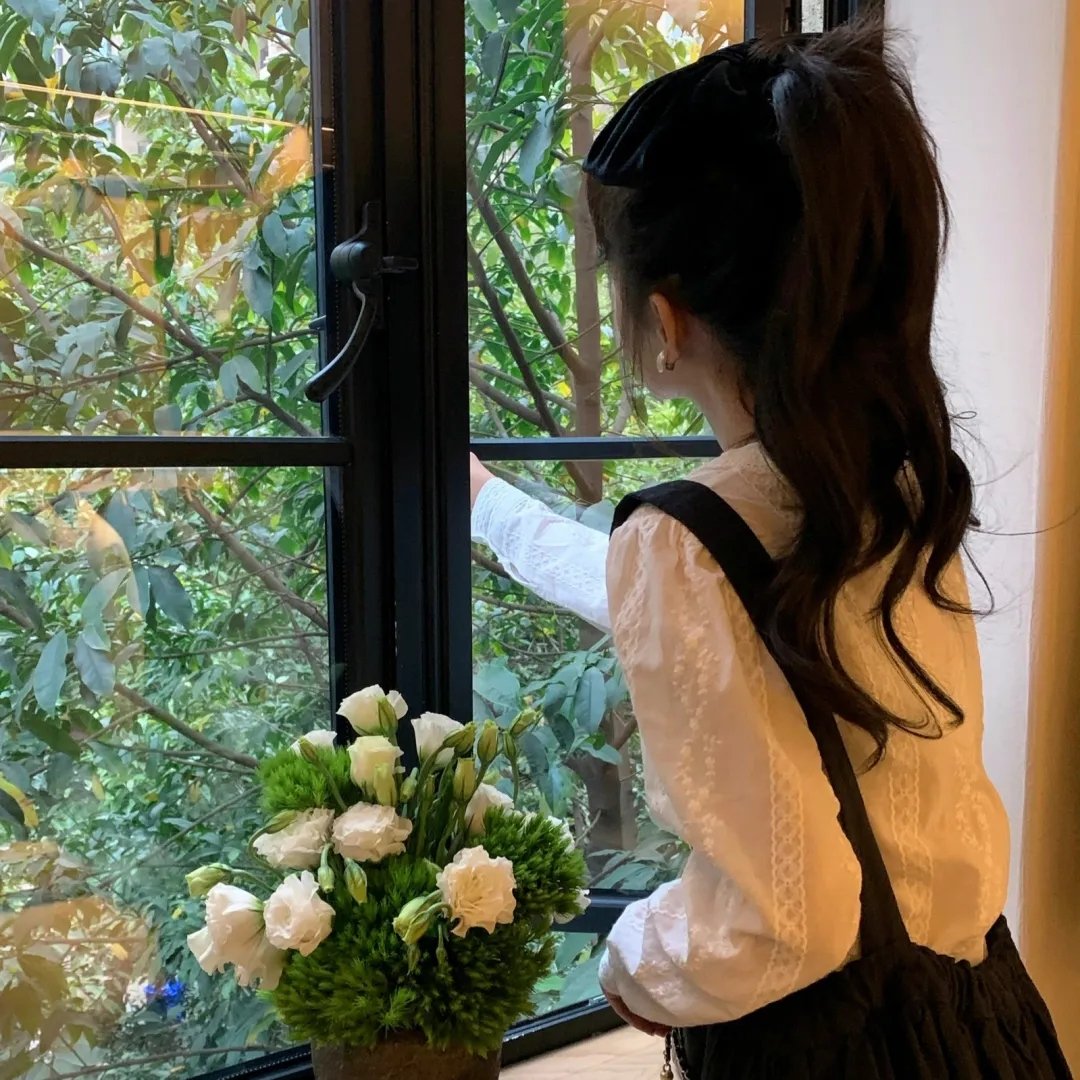 牵手向明天 在线观看封面