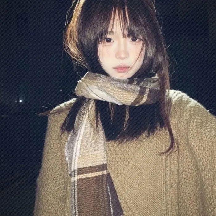 鱼跃在花见 在线观看封面
